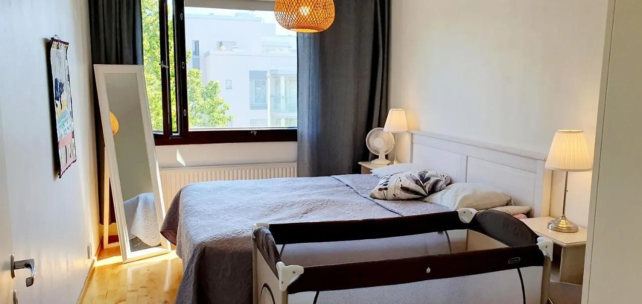 公寓 Top Floor 51M2, Balcony, 150 M Wifi, Free Own Parking Place, 300M Metro 赫尔辛基